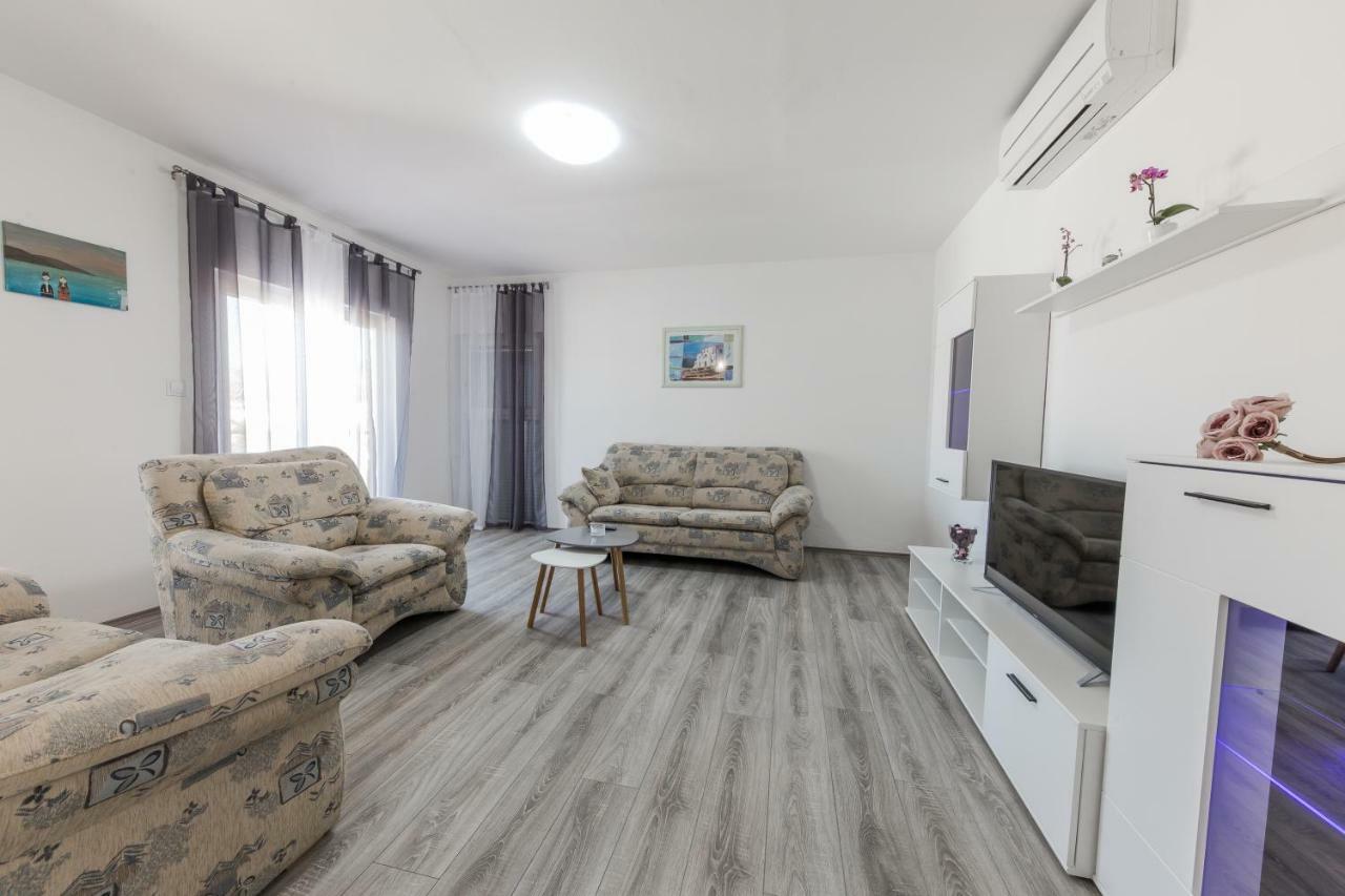 Apartment Tragurion Trogir Exterior foto